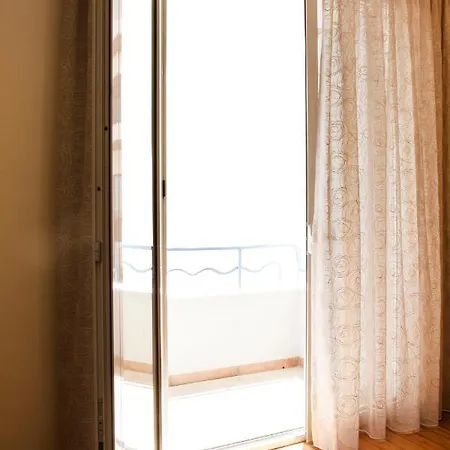Bentzi...boutique 6, Superior For 4 Guests Διαμέρισμα *
